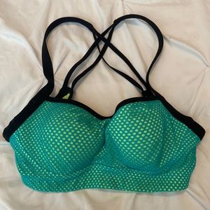 Victoria Secret VSX Sport Bra